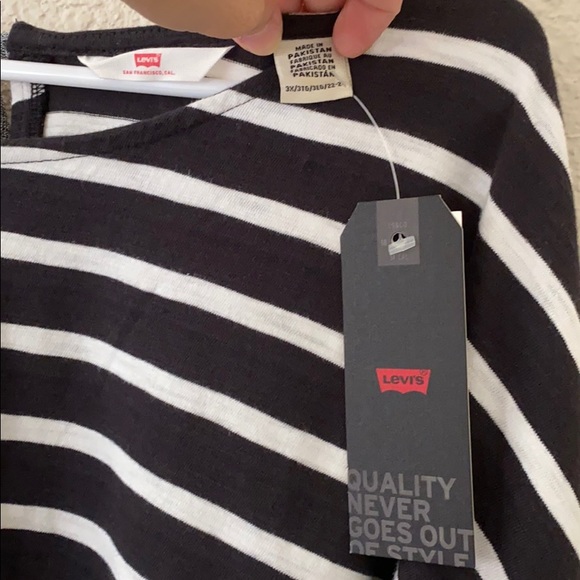 LEVI’S Women’s Black & White Striped Long Sleeve Top Plus Size 3XL NWT - Picture 2 of 12